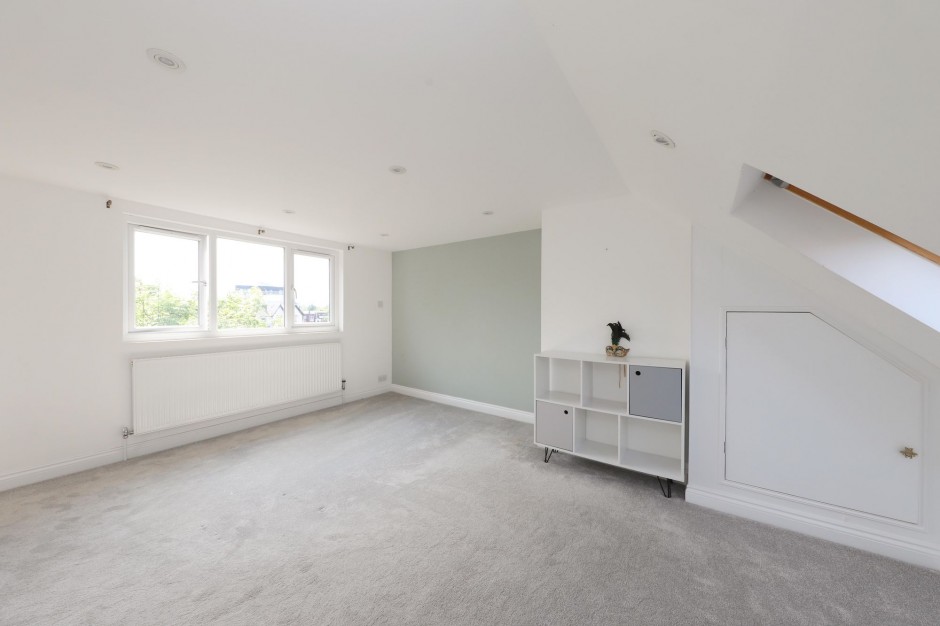 Barnacre Close