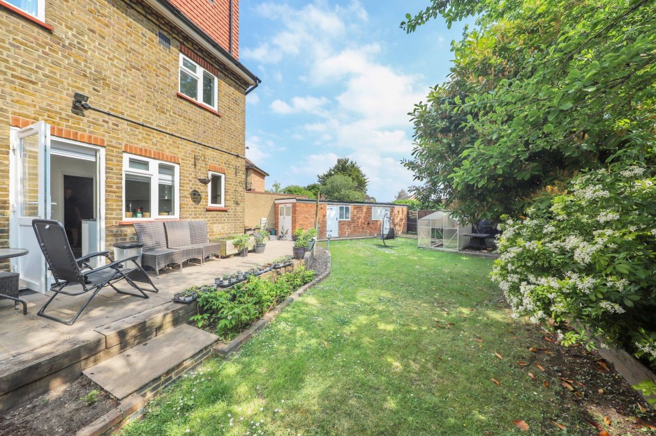 Barnacre Close