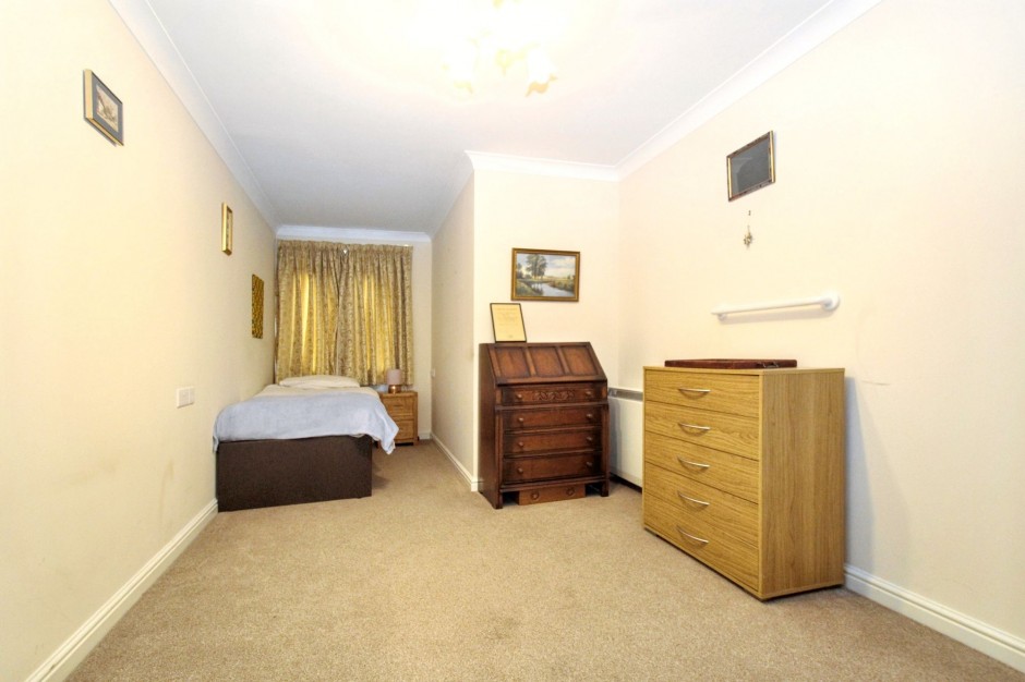 Laburnum Court