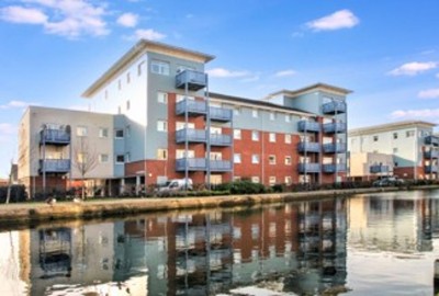 View Full Details for Wraysbury Drive, Yiewsley, UB7