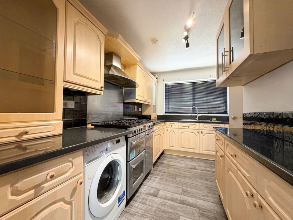 Huxley Close