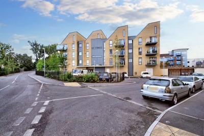 Trout Road, Yiewsley, UB7