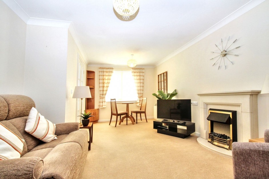 Laburnum Court