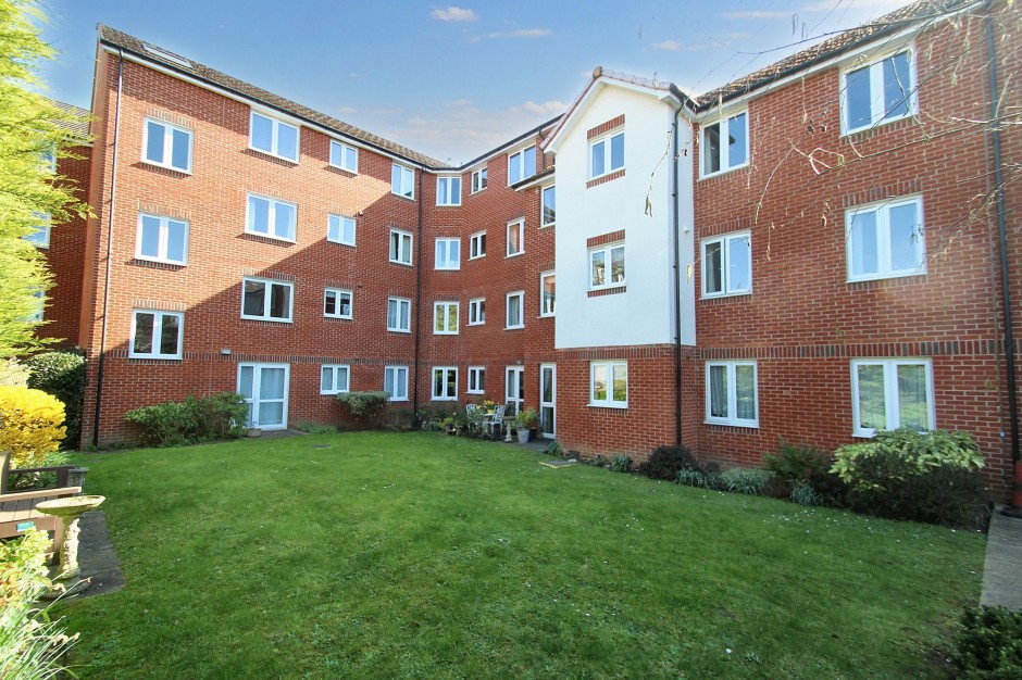 Laburnum Court