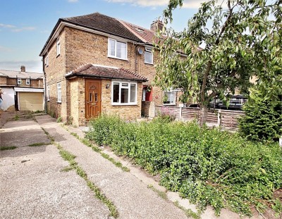 Castle Avenue, Yiewsley, UB7