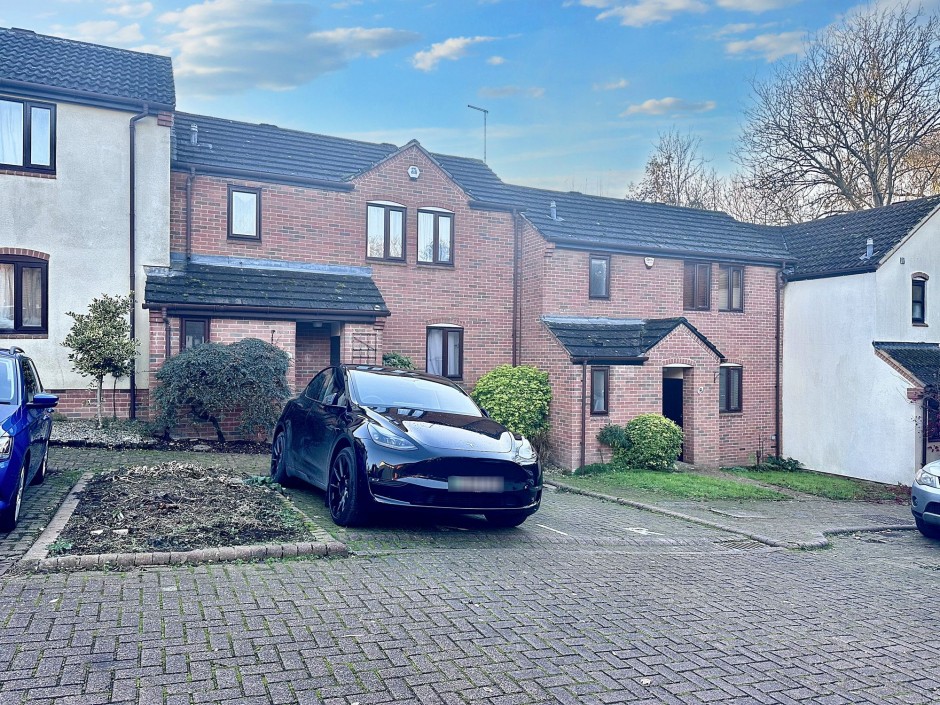 Fairlight Drive