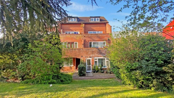 View Full Details for Cumbrian Way, Uxbridge, UB8
