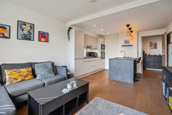 View Full Details for High Street, Yiewsley, UB7