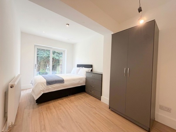 View Full Details for Bosanquet Close, Uxbridge, UB8