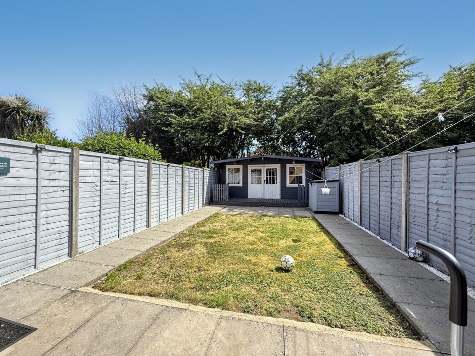 Hubbards Close