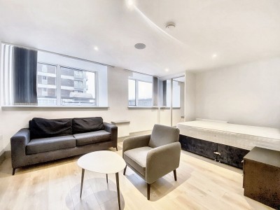 View Full Details for Mercantile House, 38 Market Square, UB8